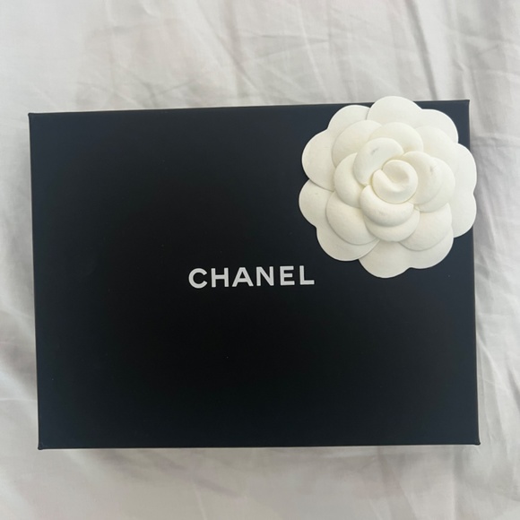 Chanel Beige Classic Small Flap Wallet - Picture 4 of 7
